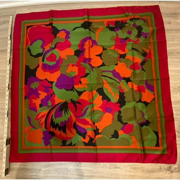 Unbranded Accessories - Unbranded Womens Square Scarf Multicolor Floral Print Red Border Green 34x34